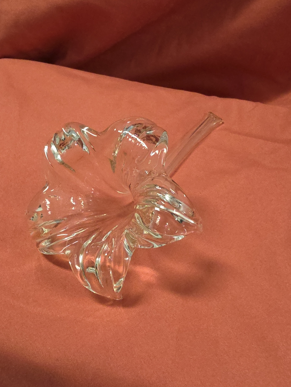 Vintage Art Glass Lilly Trumpet Bud Vase  Handblown Excellent Condition No Chips